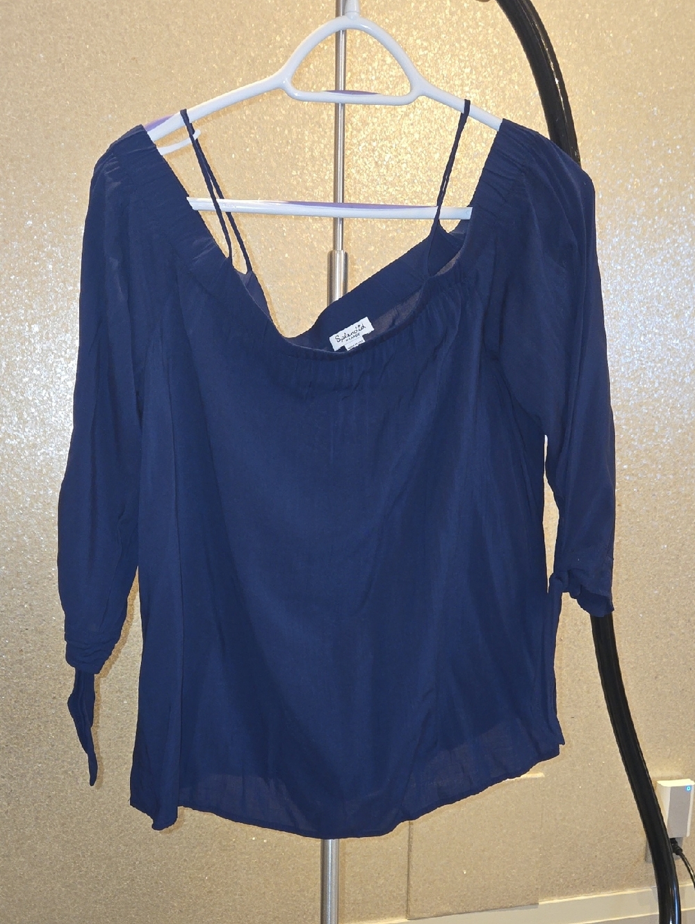 Splendid Navy Blue Off-Shoulder Blouse